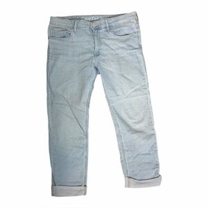 Calvin Klein Women’s Jeans Light Blue Wash Cuffed Slim Boyfriend Size 8 mid rise
